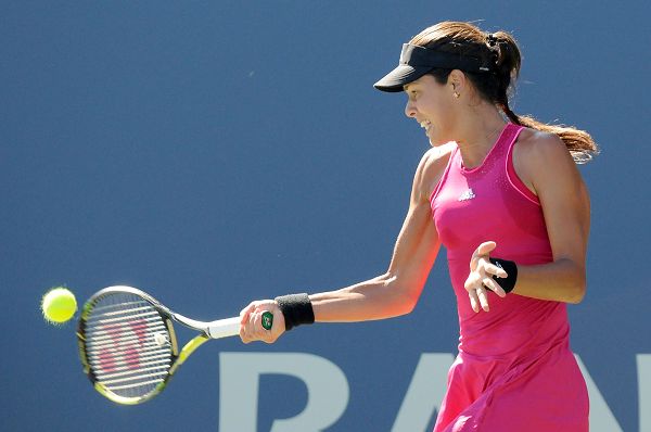 爱游戏 -包含阿扎伦卡回归赛场，回归赛场首场状态亮眼，中国队观众沸腾！的词条